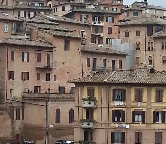 La Primula Pensión Siena